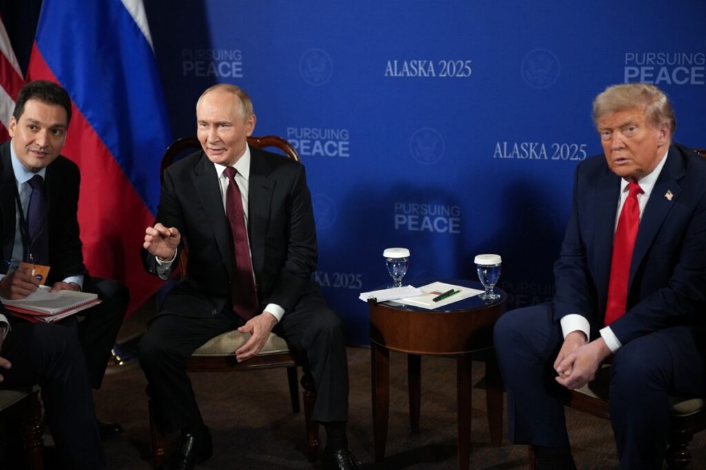 trump-alerta-putin-sobre-mediar-guerra-no-ira:-“acabe-com-a-sua-antes”