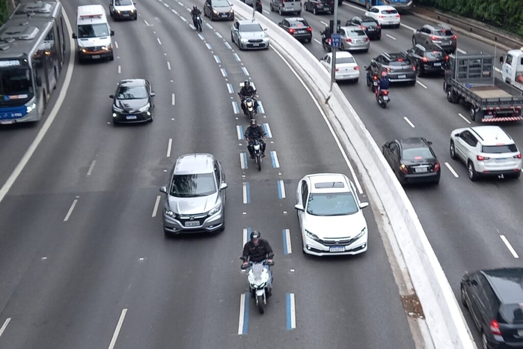 cet-contrata-fundacao-para-“contrapor”-estudo-que-critica-motofaixa