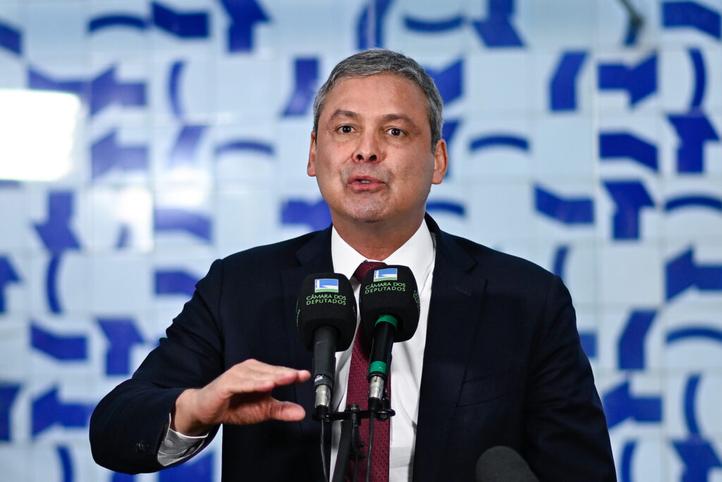 lindbergh-critica-derrota-de-messias:-“nao-havia-nome-mais-capaz”