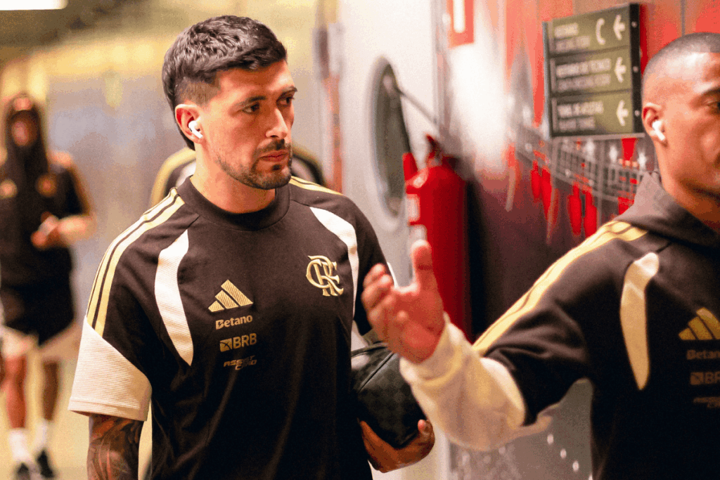 apos-lesao,-arrascaeta-vai-passar-por-cirurgia-na-clavicula.-confira