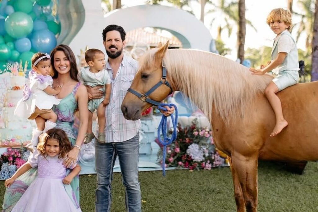 esposa-de-sorocaba-chora-ao-contar-que-filho-de-1-ano-caiu-na-piscina