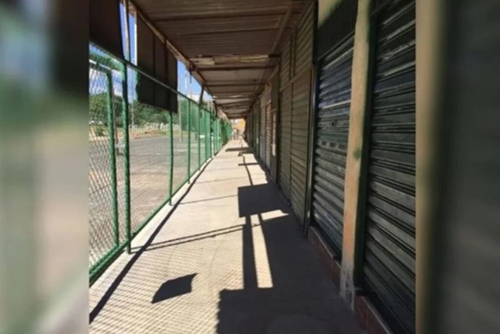 justica-barra-permissao-de-ocupacao-de-boxes-de-feiras-sem-licitacao