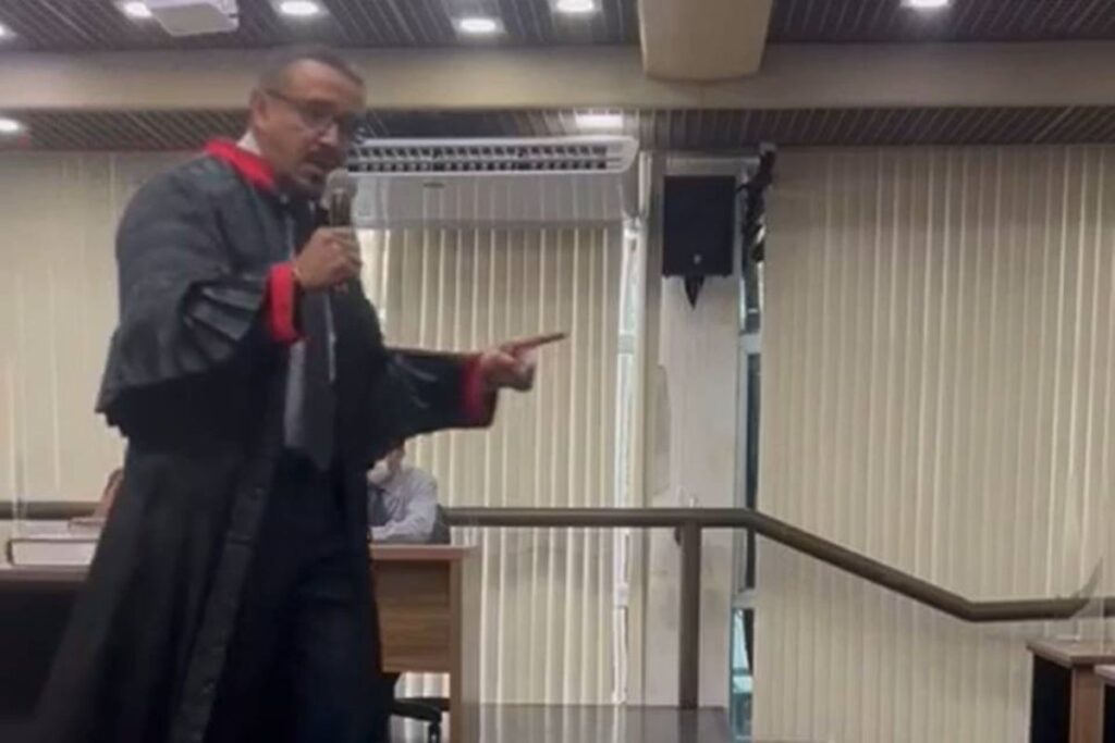 cnmp-aplica-multas-a-promotor-que-comparou-advogada-a-“cadela”-em-juri.-veja-video