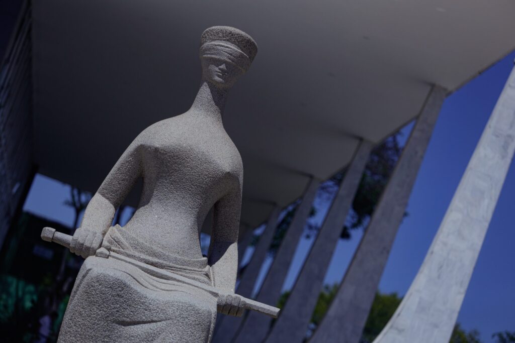 stf-decide-que-advogado-publico-precisa-de-registro-na-oab-para-atuar