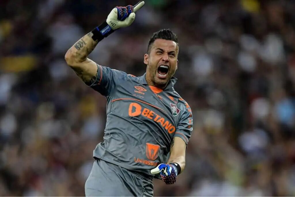 fabio-atinge-recorde-historico-na-libertadores-com-fluminense;-confira