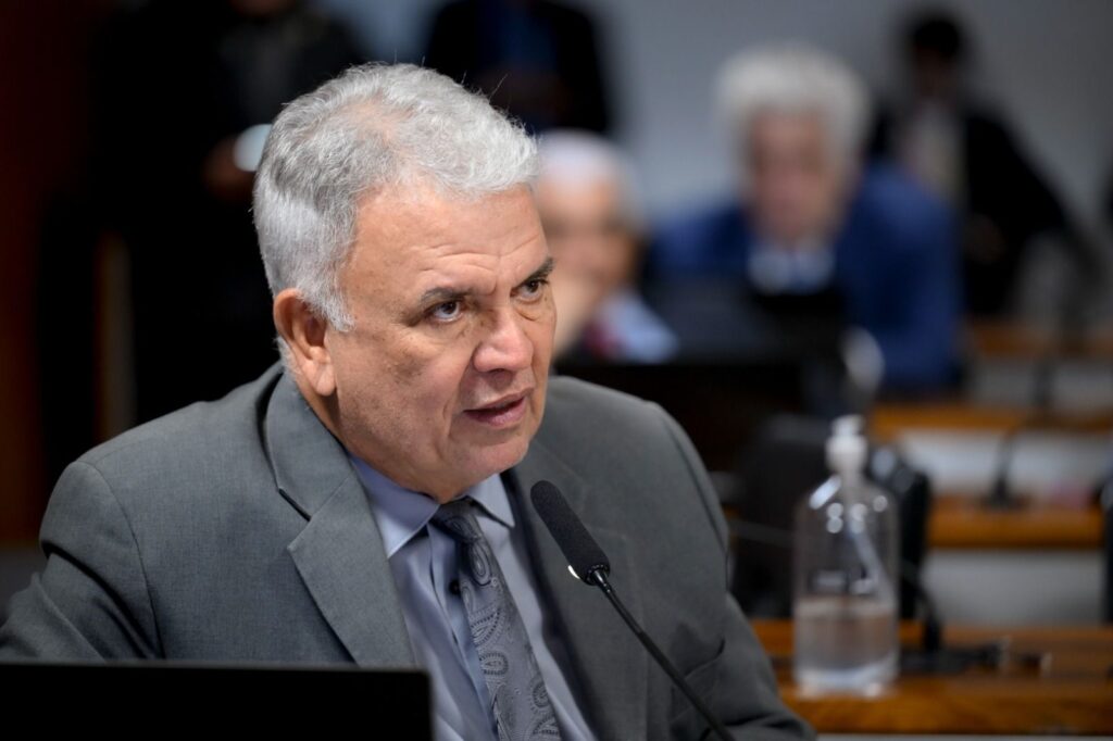 Petecão propõe política nacional para ampliar espaços de brincar, leitura e acolhimento infantil