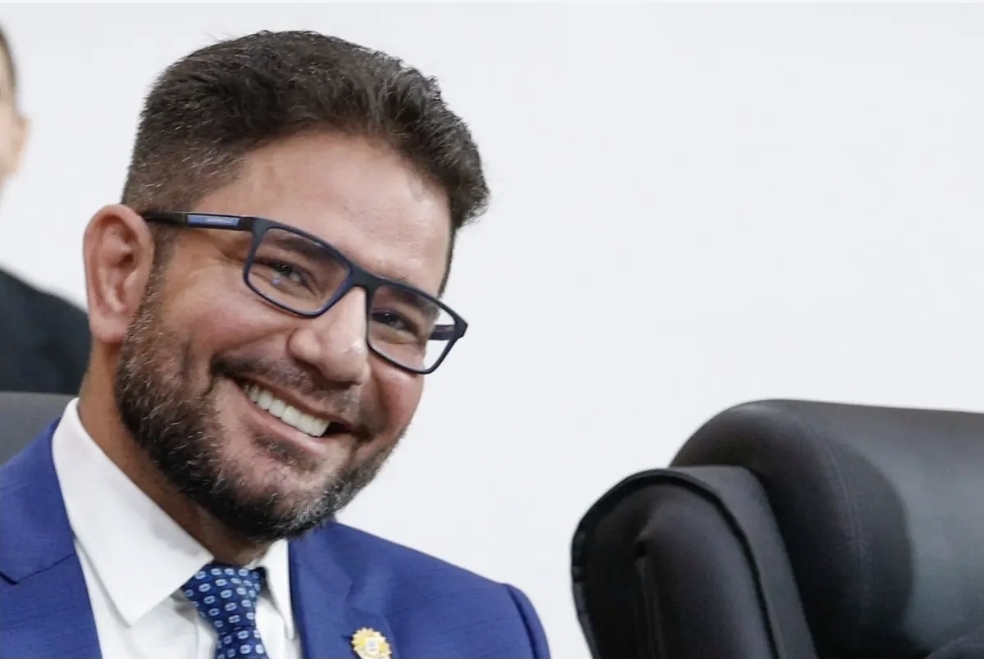 Julgamento de Gladson é retirado de pauta no STJ