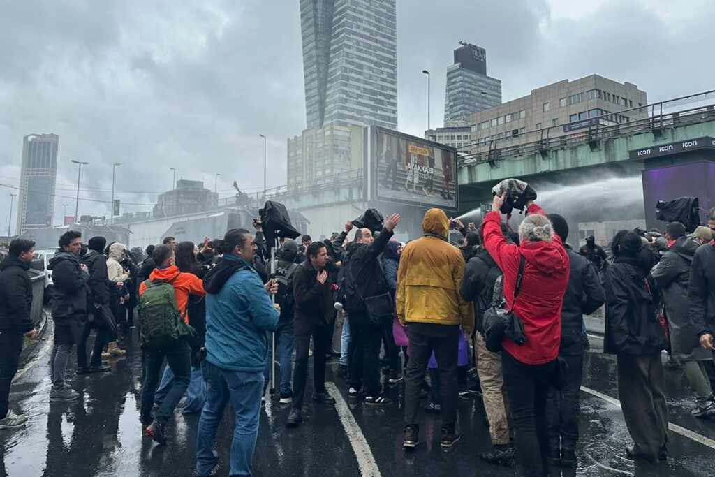 protestos-de-1o-de-maio-em-istambul-terminam-com-cerca-de-400-presos