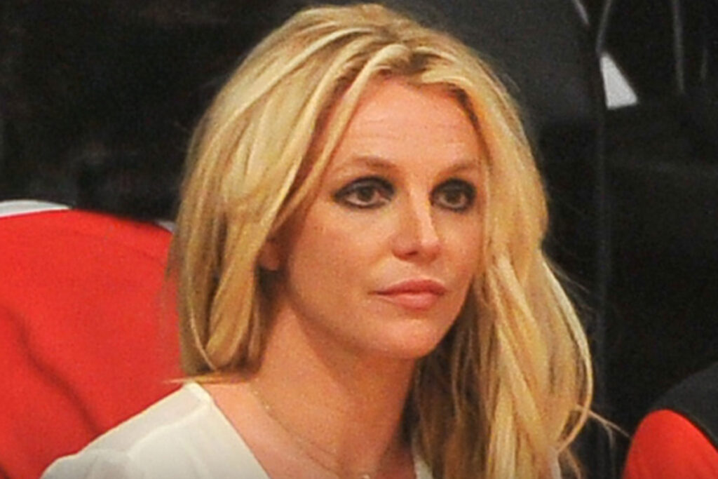britney-spears-e-vista-pela-1a-vez-apos-prisao-e-internacao.-veja-foto