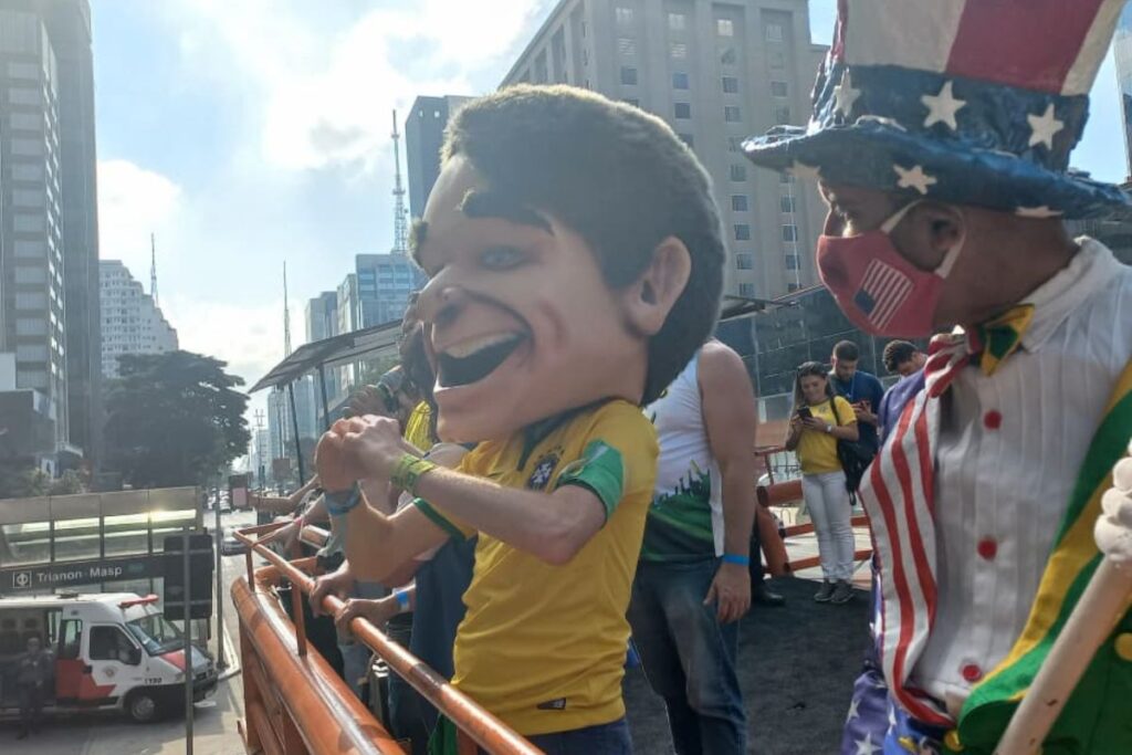1o-de-maio:-com-baixa-adesao,-ato-da-direita-na-paulista-tem-tumultos
