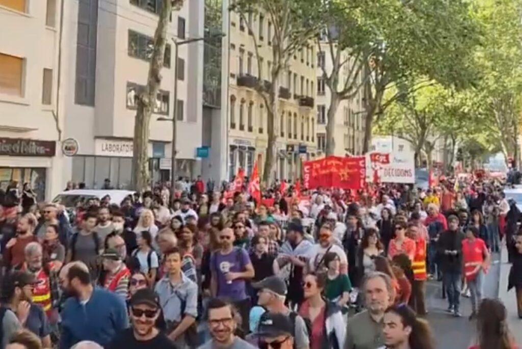 franca:-atos-de-1o-de-maio-reunem-milhares-de-pessoas