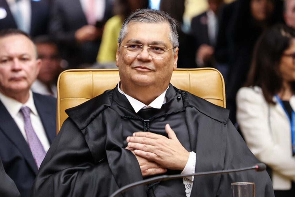 dino-prorroga-afastamento-de-vice-prefeito-adversario-de-alcolumbre
