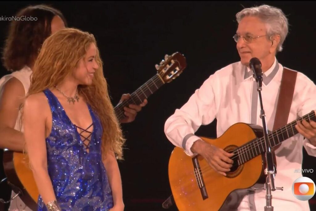 shakira-traz-caetano-veloso-e-maria-bethania-a-show-em-copacabana