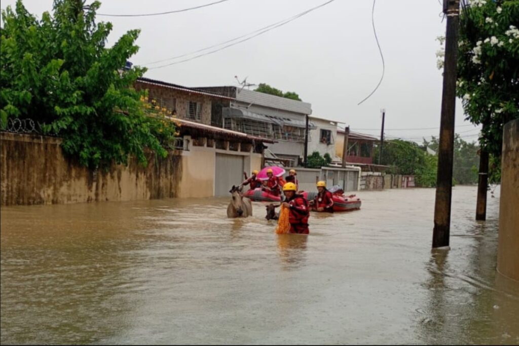 pernambuco-volta-a-ficar-sob-alerta-de-temporal-apos-chuva-que-deixou-6-mortos