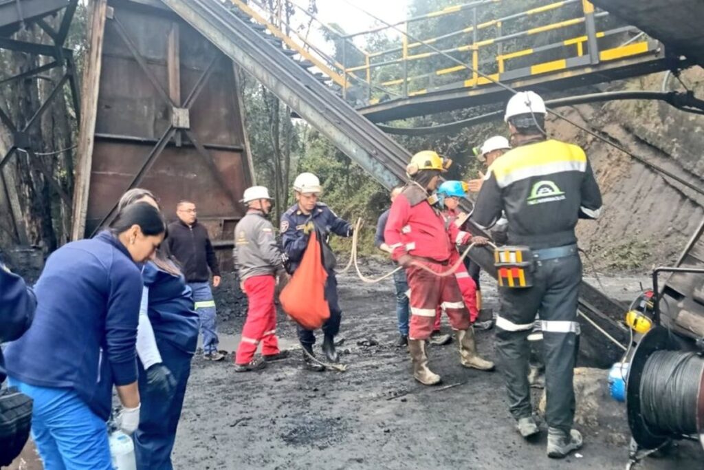 explosao-deixa-12-pessoas-presas-em-mina-de-carvao-na-colombia