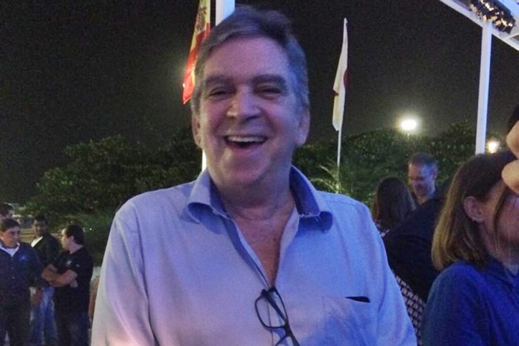 saiba-a-causa-da-morte-de-guto-graca-mello,-aos-78-anos