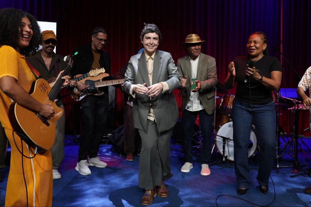 xangai-recebe-artistas-brasileiros-e-se-torna-palco-da-musica-nacional