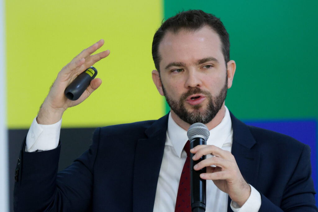 desenrola-vira-teste-de-fogo,-e-durigan-sai-maior-no-entorno-de-lula