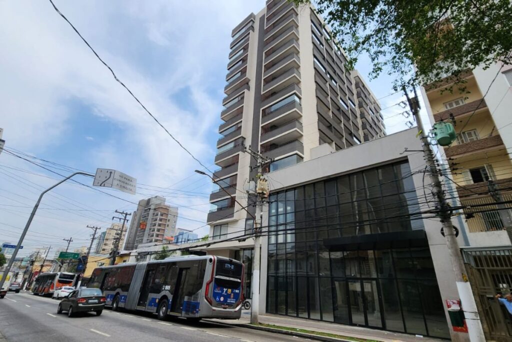 moradia-social:-prefeitura-e-booking-discordam-sobre-remover-anuncios