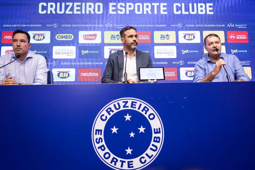 artur-jorge-critica-arbitragem-apos-cartao-vermelho:-“exagerado”