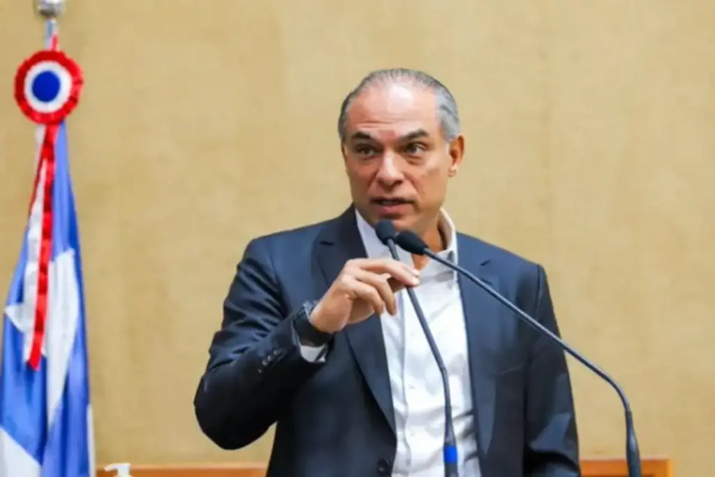 ex-socio-de-vorcaro-tentou-por-nome-do-credcesta-em-estadio