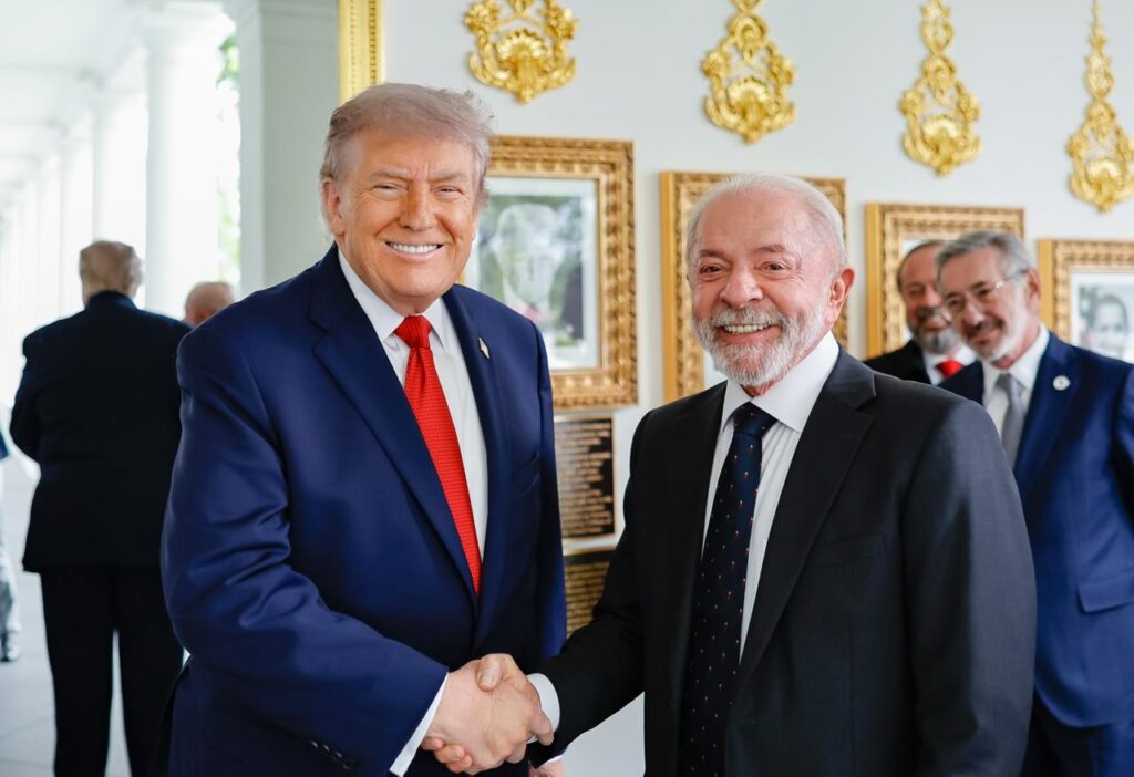 lula-detalha-reuniao-com-trump-apos-encontro-na-casa-branca.-siga-no-youtube