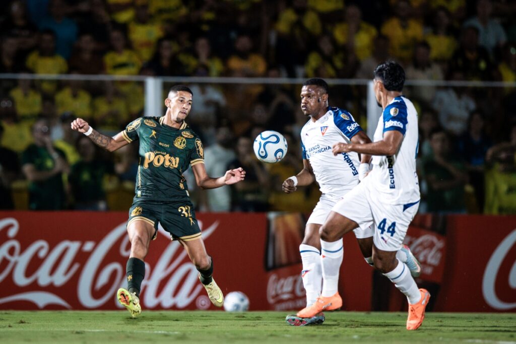 mirassol-vence-ldu-e-assume-a-lideranca-do-grupo-g-na-libertadores