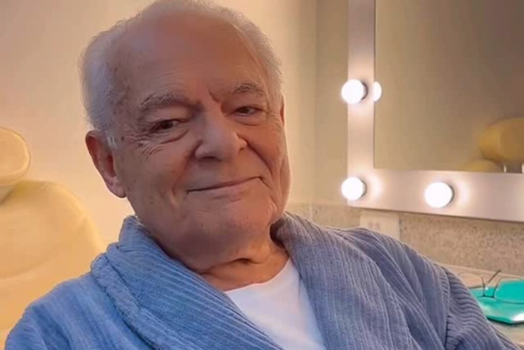 equipe-revela-causa-do-adiamento-do-espetaculo-de-othon-bastos;-veja