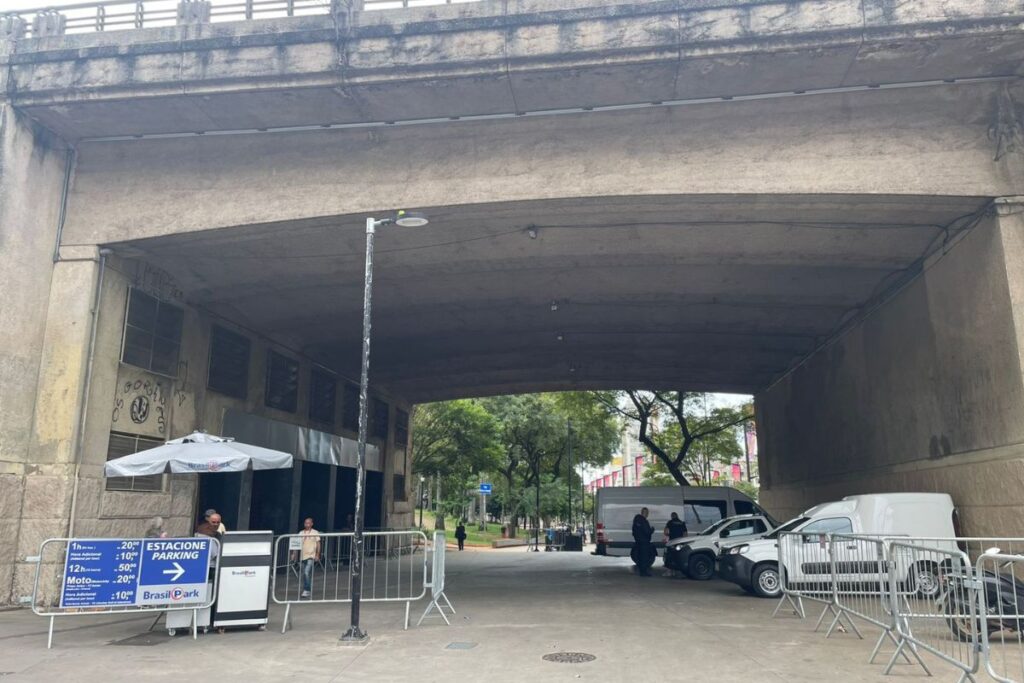 concessionaria-defende-estacionamento-no-anhangabau:-“ibirapuera-tem”