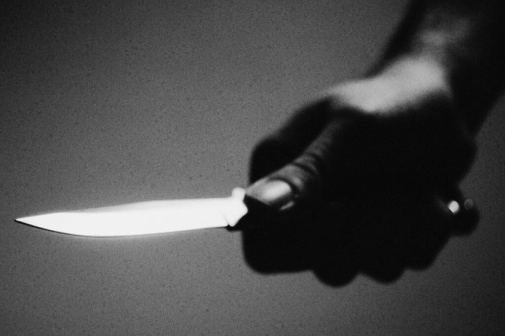 homem-de-35-anos-e-morto-com-golpe-de-faca-no-meio-da-rua-no-df