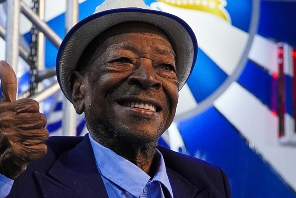 aos-93-anos,-noca-da-portela-e-levado-para-o-cti;-familia-se-manifesta