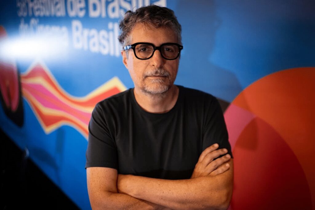 kleber-revela-parte-inusitada-de-maratona-com-o-agente-secreto:-“tive-sorte”