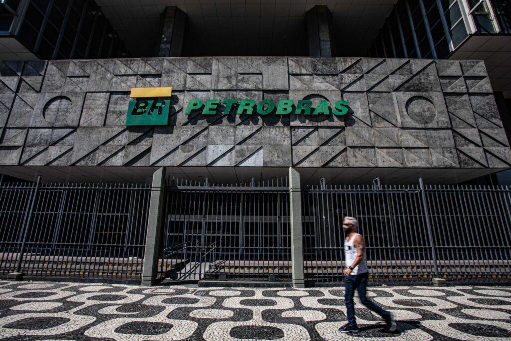 petrobras-anuncia-pagamento-de-r$-9,03-bilhoes-a-acionistas-da-empresa