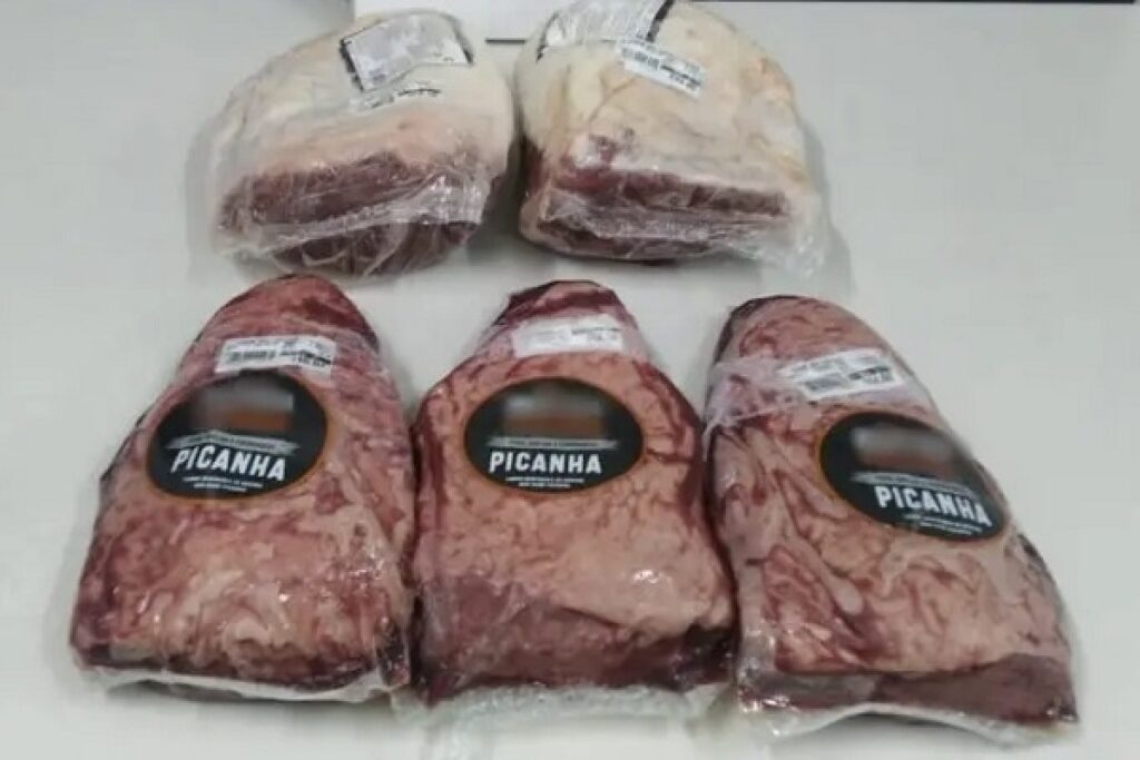 homem-e-flagrado-escondendo-picanha-na-cintura-em-mercado-de-maceio