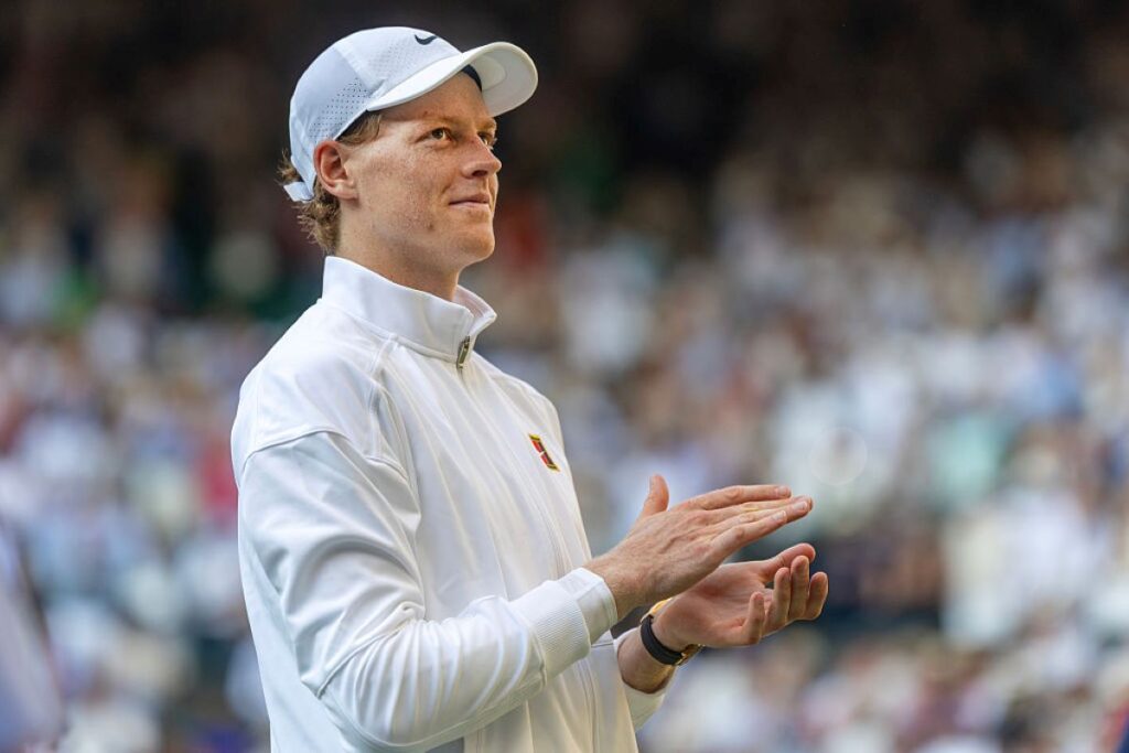 tenis:-sinner-avanca-as-quartas-em-roma-e-iguala-recorde-de-djokovic