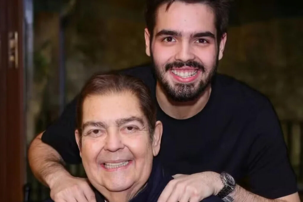 filho-publica-foto-rara-de-faustao-e-faz-desabafo