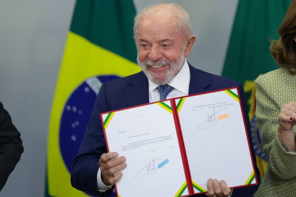 o-que-muda-nas-compras-on-line-com-a-derrubada-da-“taxa-das-blusinhas”