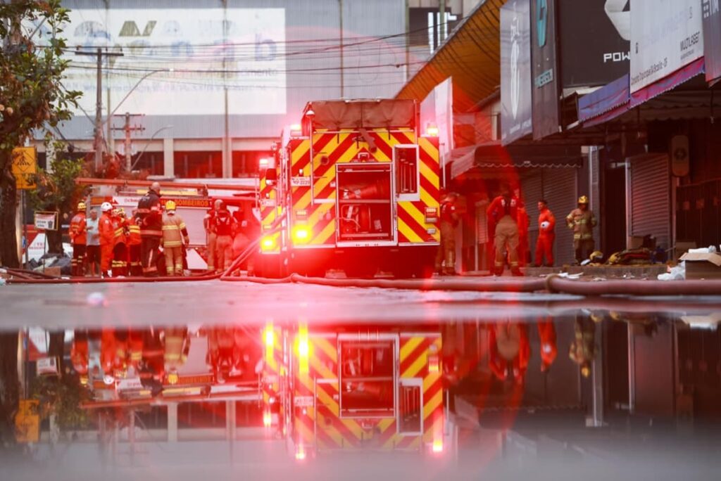 feira-toda-poderia-ter-sido-destruida”,-diz-bombeiro-sobre-incendio