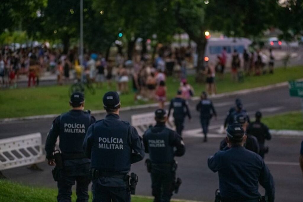 pmdf-suspende-licitacao-de-cameras-corporais-para-policiais-nas-ruas