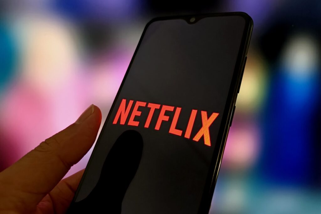 texas-acusa-netflix-de-espionar-menores-de-18-anos-para-gerar-vicio