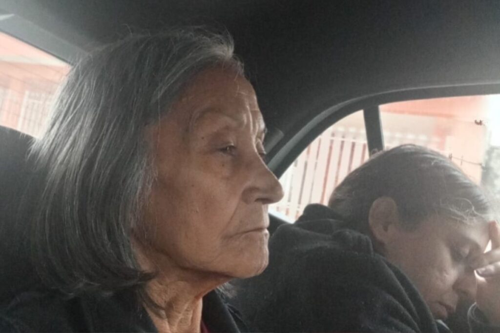 avo-e-madrasta-de-menino-que-vivia-acorrentado-sao-presas-por-omissao