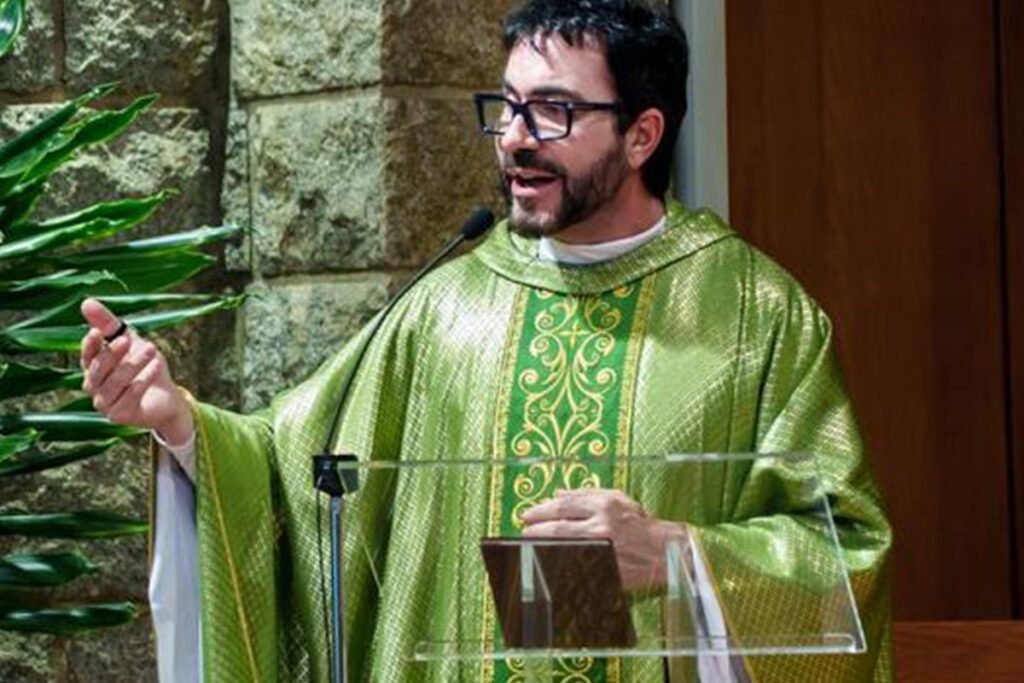 padre-fabio-de-melo-surpreende-ao-falar-de-vida-sexual:-“me-envolve”