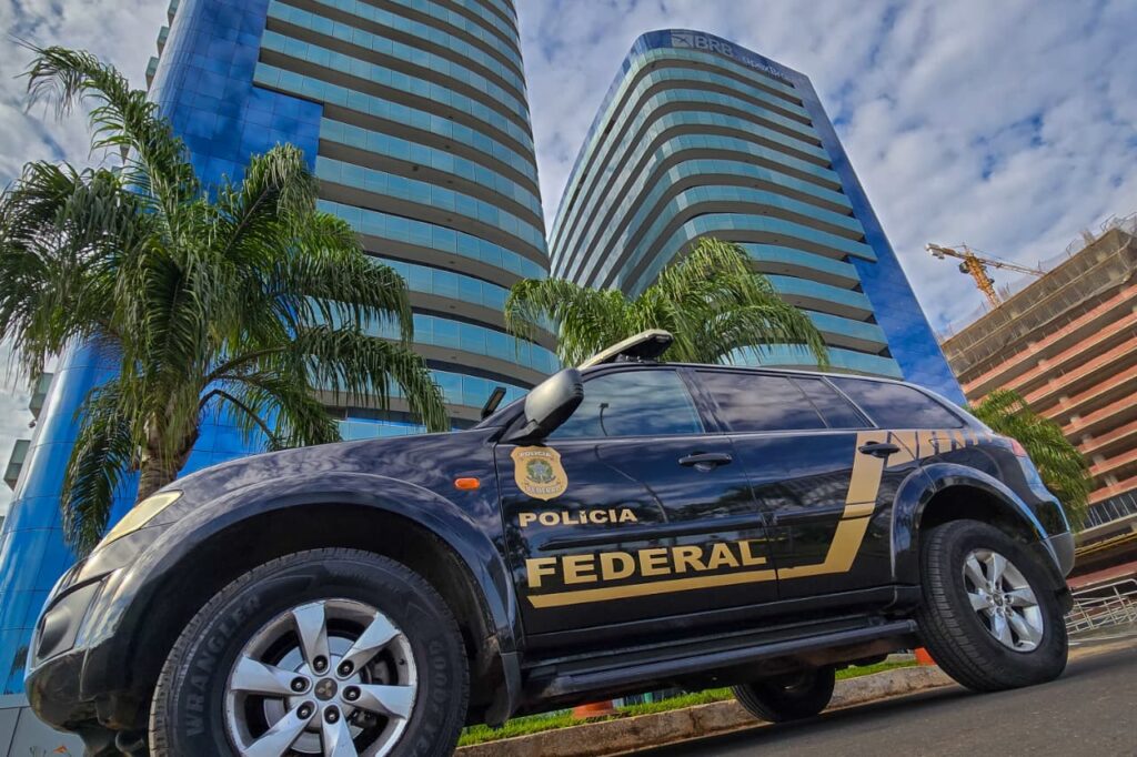 caso-master:-veja-alvos-da-operacao-que-prendeu-pai-de-daniel-vorcaro