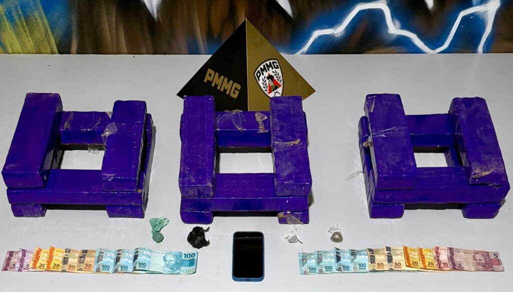 homem-de-27-anos-e-preso-por-tentativa-de-homicidio-e-trafico-em-mg