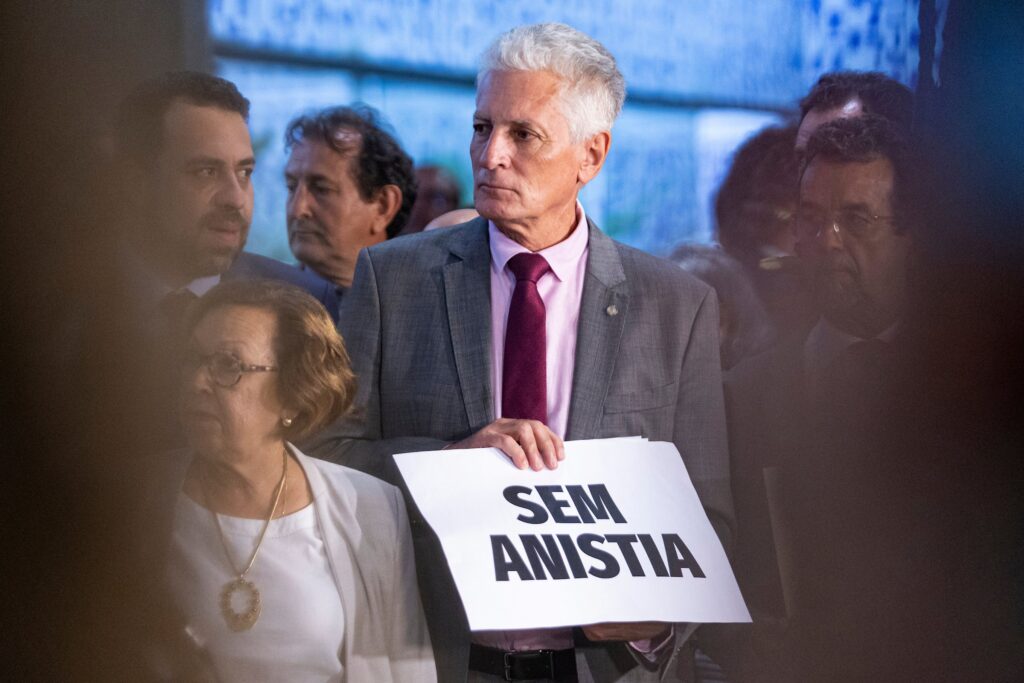 petista-alvo-de-acao-no-stf-acusa-flavio-de-tentar-“silenciar”-oposicao
