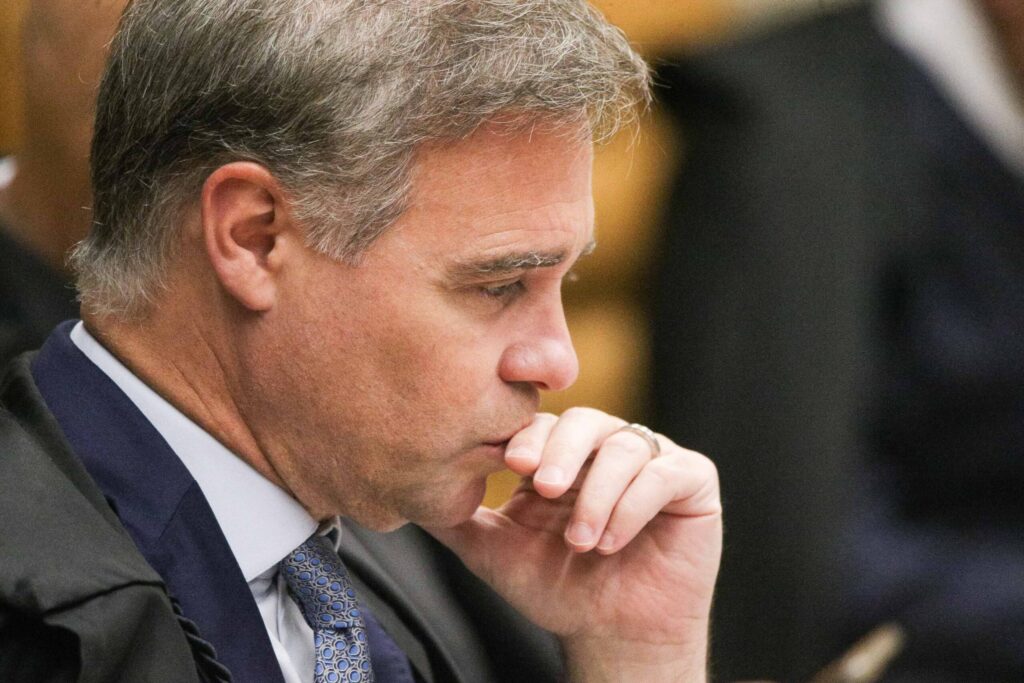 mendonca-deve-se-reunir-com-policiais-federais-do-caso-master