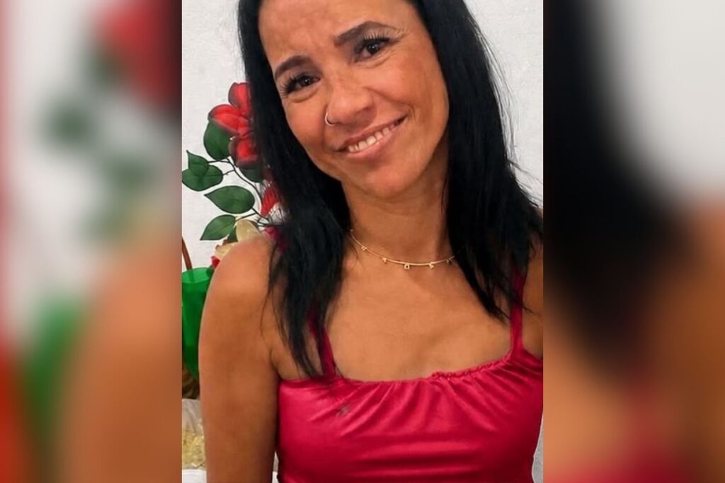 familia-reconhece-corpo-de-“mulher-do-vestido-vermelho”-em-parque