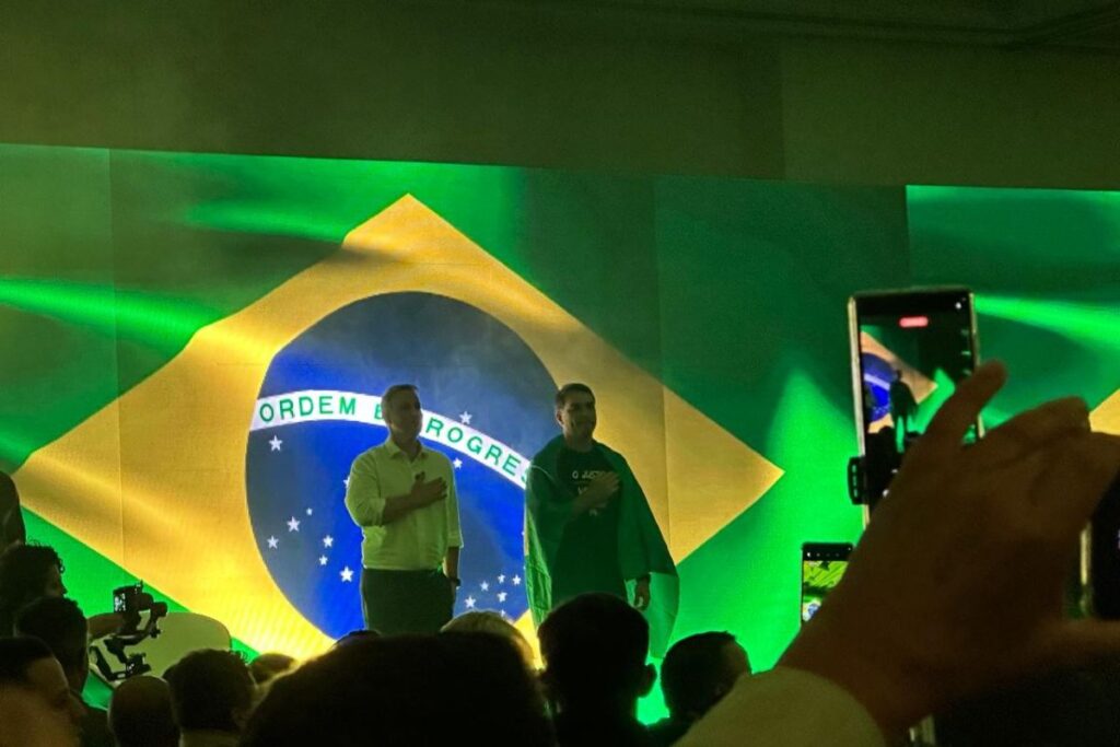 flavio-cita-pressao-sobre-tarcisio-para-“colocar-um-muro-entre-nos”