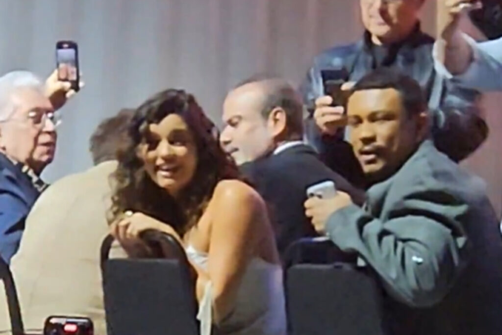 voltaram?-sophie-charlotte-e-xama-aparecem-“coladinhos”-em-evento