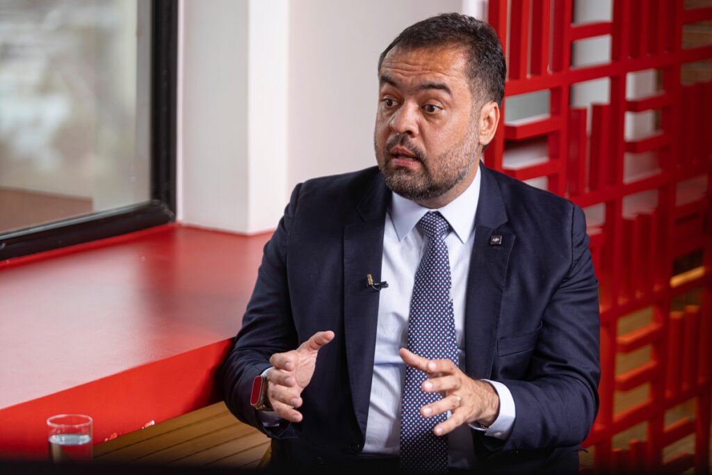 caso-refit:-claudio-castro-se-pronuncia-apos-operacao-da-pf.-veja-video